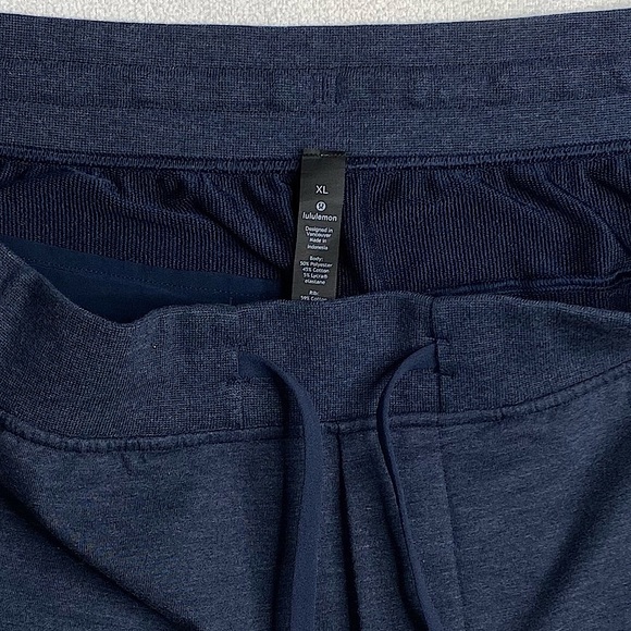 Lululemon Men’s Stretch French Terry 'City Sweat' Shorts 9” Size (XL) Like NEW - Picture 7 of 12